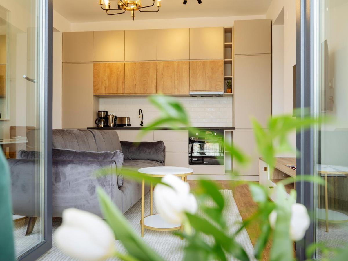 Sunny 2Br Flat - Top Location - Amazing Balcony 布加勒斯特 外观 照片